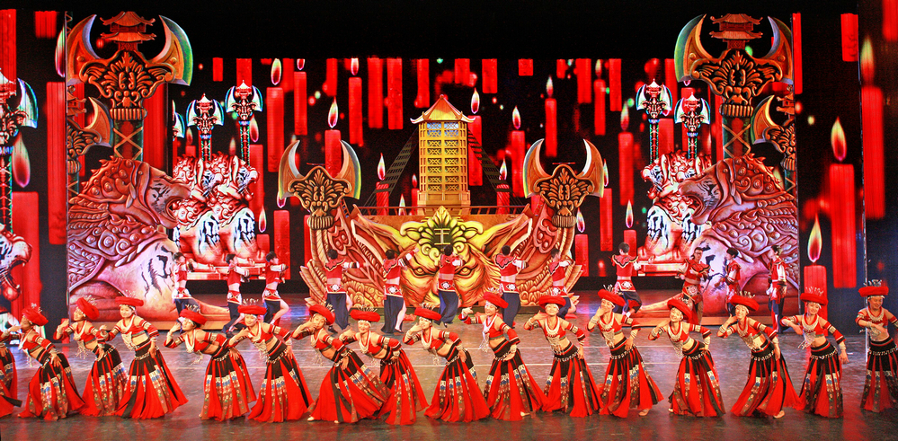 大型民族歌舞剧《江山美人》剧照4 (3)